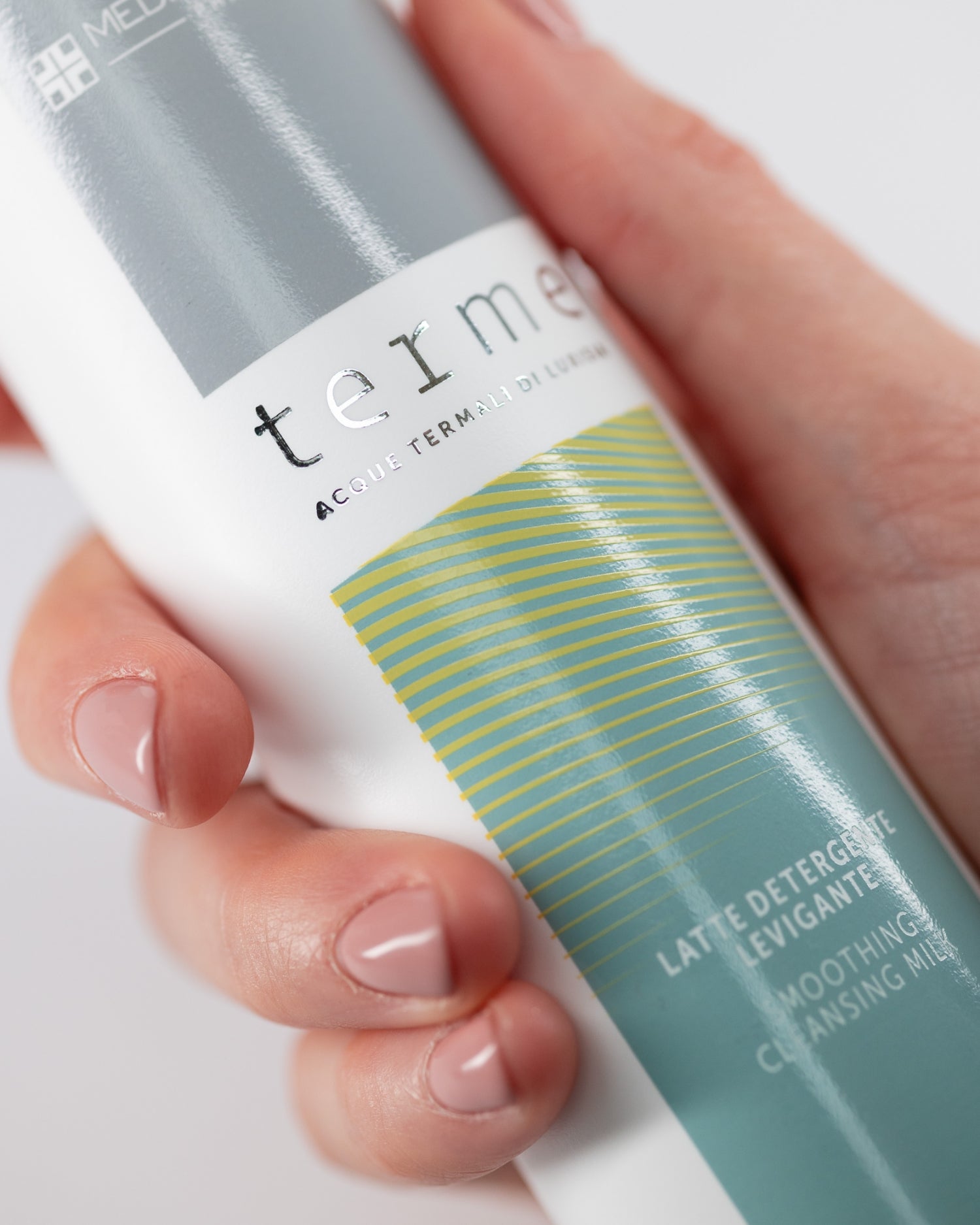 TERME LATTE DETERGENTE LEVIGANTE